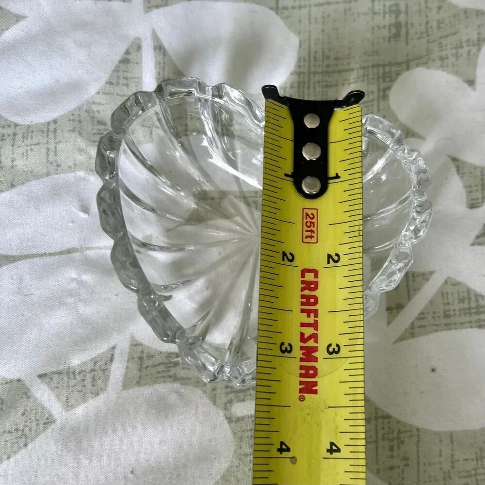 VTG Dainty Shiny Glass Heart Trinket Dish Mikasa Elegant Display - Picture 5 of 7